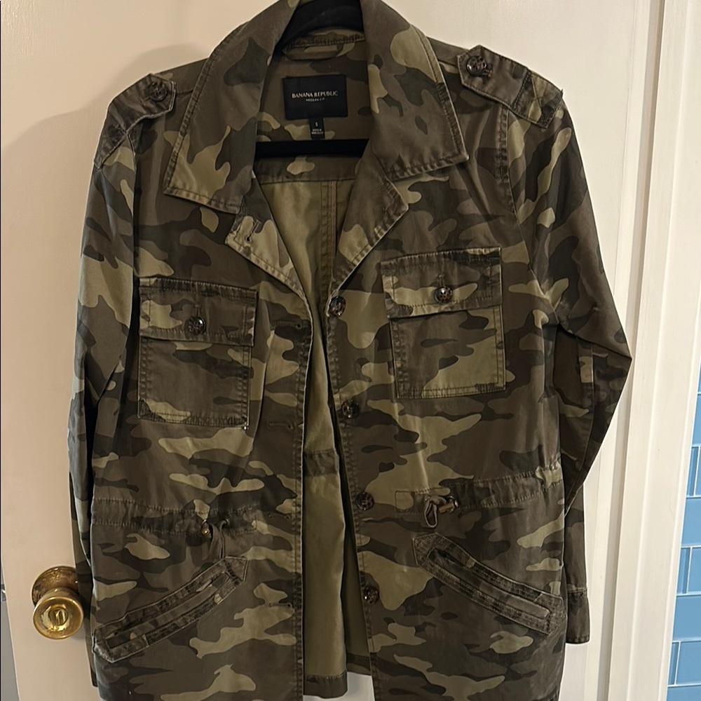 Banana Republic Green and Brown Utility Jacket Lightweight Design